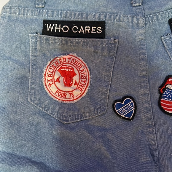 Fashion Jeans, Patched Shorts - Picture 4 of 8